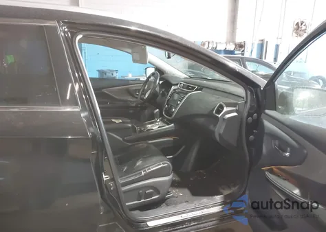 2015 Nissan Murano Platinum z USA, uszkodzony, nr VIN 5N1AZ2MH8FN213100